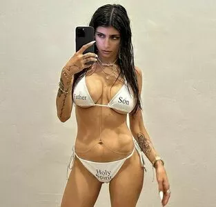 Mia Khalifa OnlyFans Leaked Free Thumbnail Picture - #dr4wB1LTNX