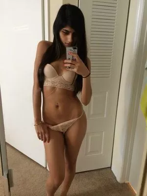 Mia Khalifa OnlyFans Leaked Free Thumbnail Picture - #gqpYAFW29D