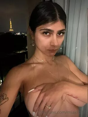 Mia Khalifa OnlyFans Leaked Free Thumbnail Picture - #ltbq609Xmb