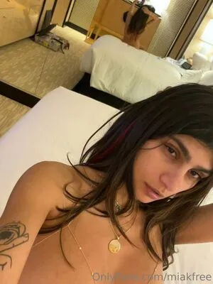 Mia Khalifa OnlyFans Leaked Free Thumbnail Picture - #mgmHulLuXI