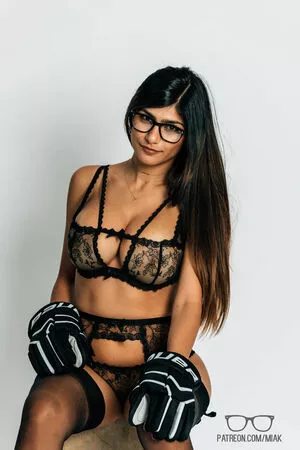 Mia Khalifa OnlyFans Leaked Free Thumbnail Picture - #smkpW1rrYP