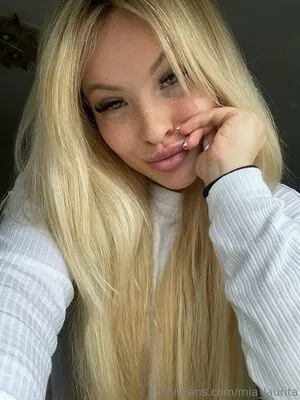 Mia Laurita OnlyFans Leaked Free Thumbnail Picture - #UFHMP4fxjl