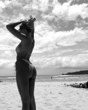 Mia Loehr OnlyFans Leaked Free Thumbnail Picture - #tb2Cmbba6f