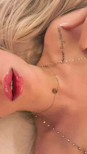 Mia Mi OnlyFans Leaked Free Thumbnail Picture - #4SKdHagaNf