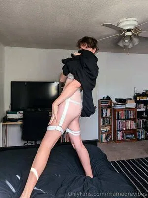 Mia Moore OnlyFans Leaked Free Thumbnail Picture - #9OxPOLL71Z