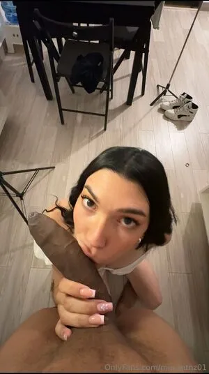 Mia Mtnz01 OnlyFans Leaked Free Thumbnail Picture - #5BNTOL6skj