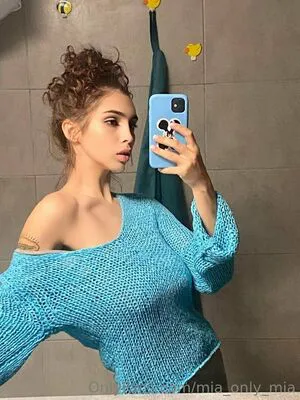 Mia Only Mia OnlyFans Leaked Free Thumbnail Picture - #SqdUvmKM7N