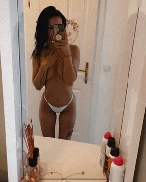 Mia Rose OnlyFans Leaked Free Thumbnail Picture - #togJ5Bjzb2