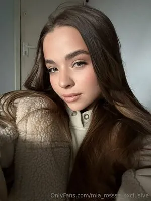 Mia Rossse Exclusive OnlyFans Leaked Free Thumbnail Picture - #9Ab5alo3xx
