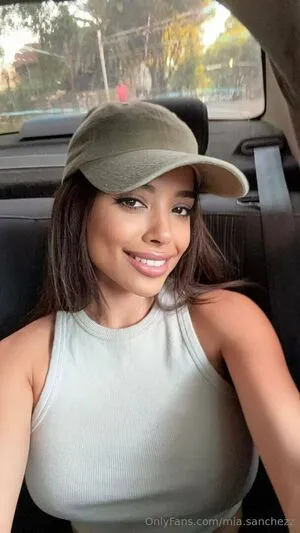 Mia Sanchezz OnlyFans Leaked Free Thumbnail Picture - #dNbHFfJ2Kp