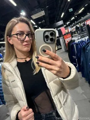 Mia Sinner OnlyFans Leaked Free Thumbnail Picture - #Fy2IysS4W1