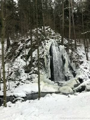 Mia Sollis OnlyFans Leaked Free Thumbnail Picture - #86uu2Hs9jL