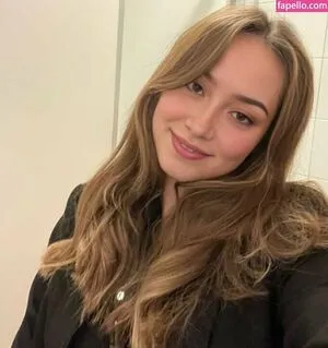 Mia Sophie OnlyFans Leaked Free Thumbnail Picture - #B2HUGIIFdL
