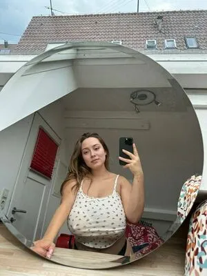 Mia Sophie OnlyFans Leaked Free Thumbnail Picture - #B49vqAHK16