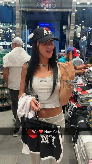 Mia Sweitzer OnlyFans Leaked Free Thumbnail Picture - #A9vz7w5037