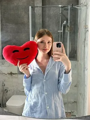 Mia Ts OnlyFans Leaked Free Thumbnail Picture - #2Rcb4corbG