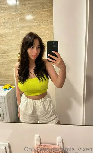 Mia Vixen OnlyFans Leaked Free Thumbnail Picture - #11FrtAyyZF