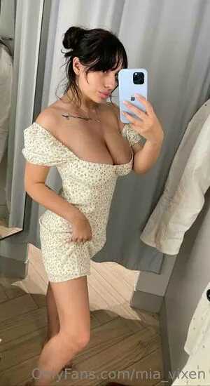Mia Vixen OnlyFans Leaked Free Thumbnail Picture - #4UB976KXhL