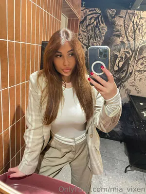 Mia Vixen OnlyFans Leaked Free Thumbnail Picture - #g1YgtLRnoO