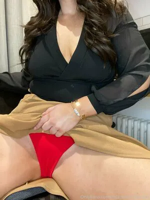 Mia With The Rear OnlyFans Leaked Free Thumbnail Picture - #xC6a41v7Dv