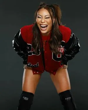 Mia Yim OnlyFans Leaked Free Thumbnail Picture - #AggnrfboCw