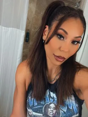 Mia Yim OnlyFans Leaked Free Thumbnail Picture - #c0ROWR4lOD