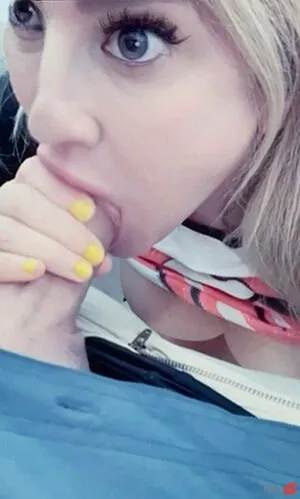 Miababyxoxo OnlyFans Leaked Free Thumbnail Picture - #4V6ENIty8m