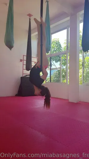 Miabasagnes Aerialist OnlyFans Leaked Free Thumbnail Picture - #lz0YBLnl5G