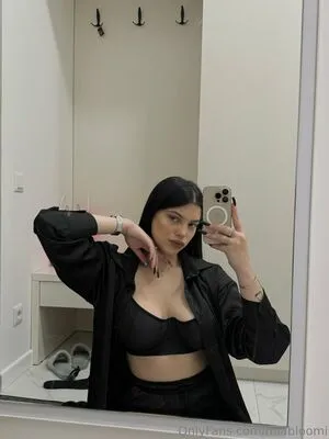 Miabloomi OnlyFans Leaked Free Thumbnail Picture - #f1B4Z22m2L