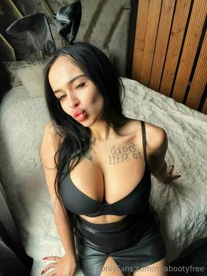 Miabootyfree OnlyFans Leaked Free Thumbnail Picture - #TCBIFBwMM4
