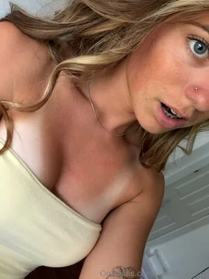 Miabrielle31 OnlyFans Leaked Free Thumbnail Picture - #4I5XN1Bczp