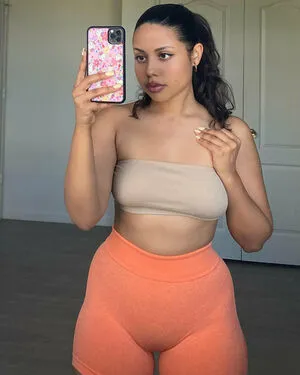 Miacabral OnlyFans Leaked Free Thumbnail Picture - #q1meU3CWz0