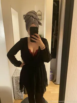 Miadelicious OnlyFans Leaked Free Thumbnail Picture - #9d4qchr8Dv