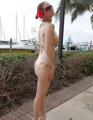 Miaexhib OnlyFans Leaked Free Thumbnail Picture - #uuRNAMCq53