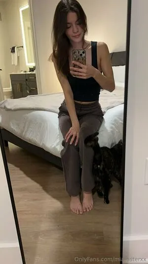 Miafosterxx OnlyFans Leaked Free Thumbnail Picture - #PqDht2M9Vd