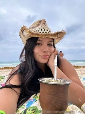 Miahgoddess16 OnlyFans Leaked Free Thumbnail Picture - #leGUYmWeye