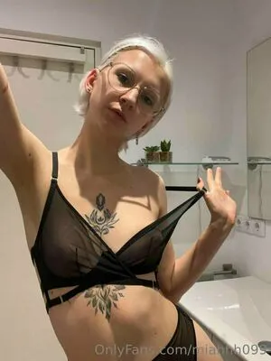 Miahhh099 OnlyFans Leaked Free Thumbnail Picture - #esy0HiA32C