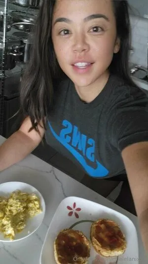 Mialelanixxx OnlyFans Leaked Free Thumbnail Picture - #HMgftBNTEw