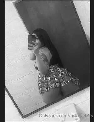 Mialovely25 OnlyFans Leaked Free Thumbnail Picture - #Y6OSLeYnE4