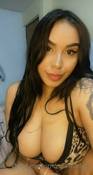 Mialovely25 OnlyFans Leaked Free Thumbnail Picture - #sBWeHDZ52k
