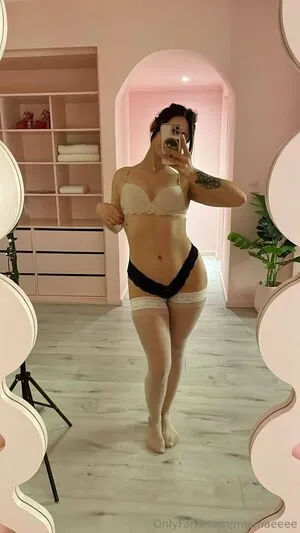 Miamaeeee OnlyFans Leaked Free Thumbnail Picture - #RoyUNwT2fM