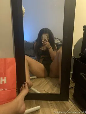 Miamarie23 OnlyFans Leaked Free Thumbnail Picture - #Hz4thonfom