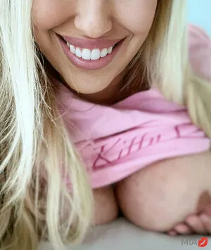 Miamartin OnlyFans Leaked Free Thumbnail Picture - #MlU289orSI