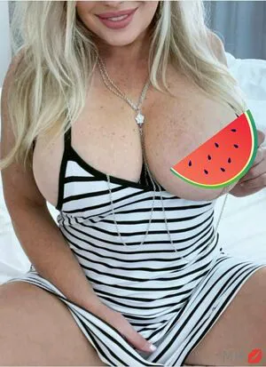 Miamartin OnlyFans Leaked Free Thumbnail Picture - #kr4jVJ2isq