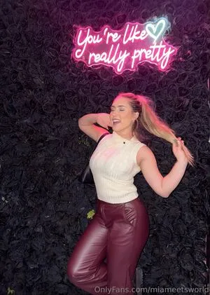 Miameetsworld OnlyFans Leaked Free Thumbnail Picture - #hy43CLTEn1