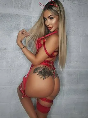 Miamiddleton OnlyFans Leaked Free Thumbnail Picture - #ojGWOur3Pa