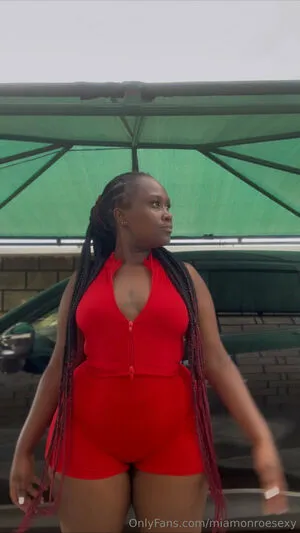 Miamonroesexy OnlyFans Leaked Free Thumbnail Picture - #FVrCNQMct2