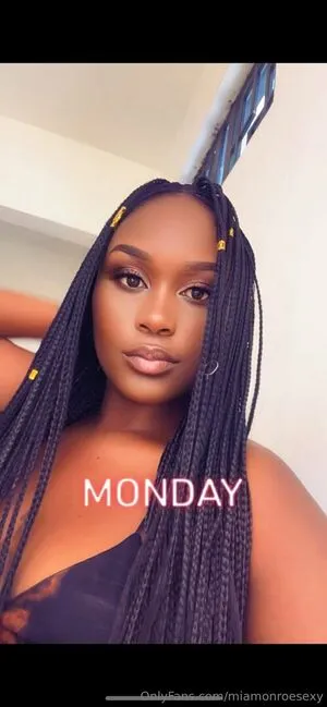 Miamonroesexy OnlyFans Leaked Free Thumbnail Picture - #cybfCDQUMf