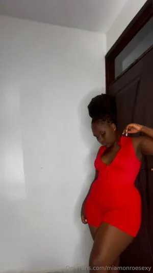 Miamonroesexy OnlyFans Leaked Free Thumbnail Picture - #jrHRq9FEEh