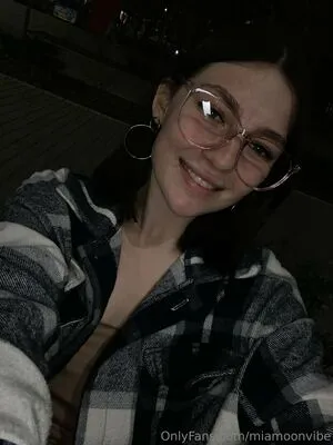 Miamoonvibe OnlyFans Leaked Free Thumbnail Picture - #EUcdN7cg2U